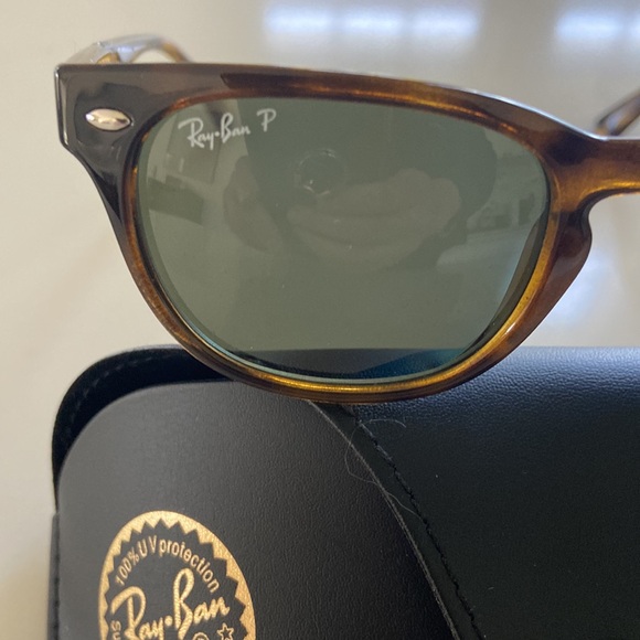 New Ray-Ban sunglasses - Picture 3 of 15
